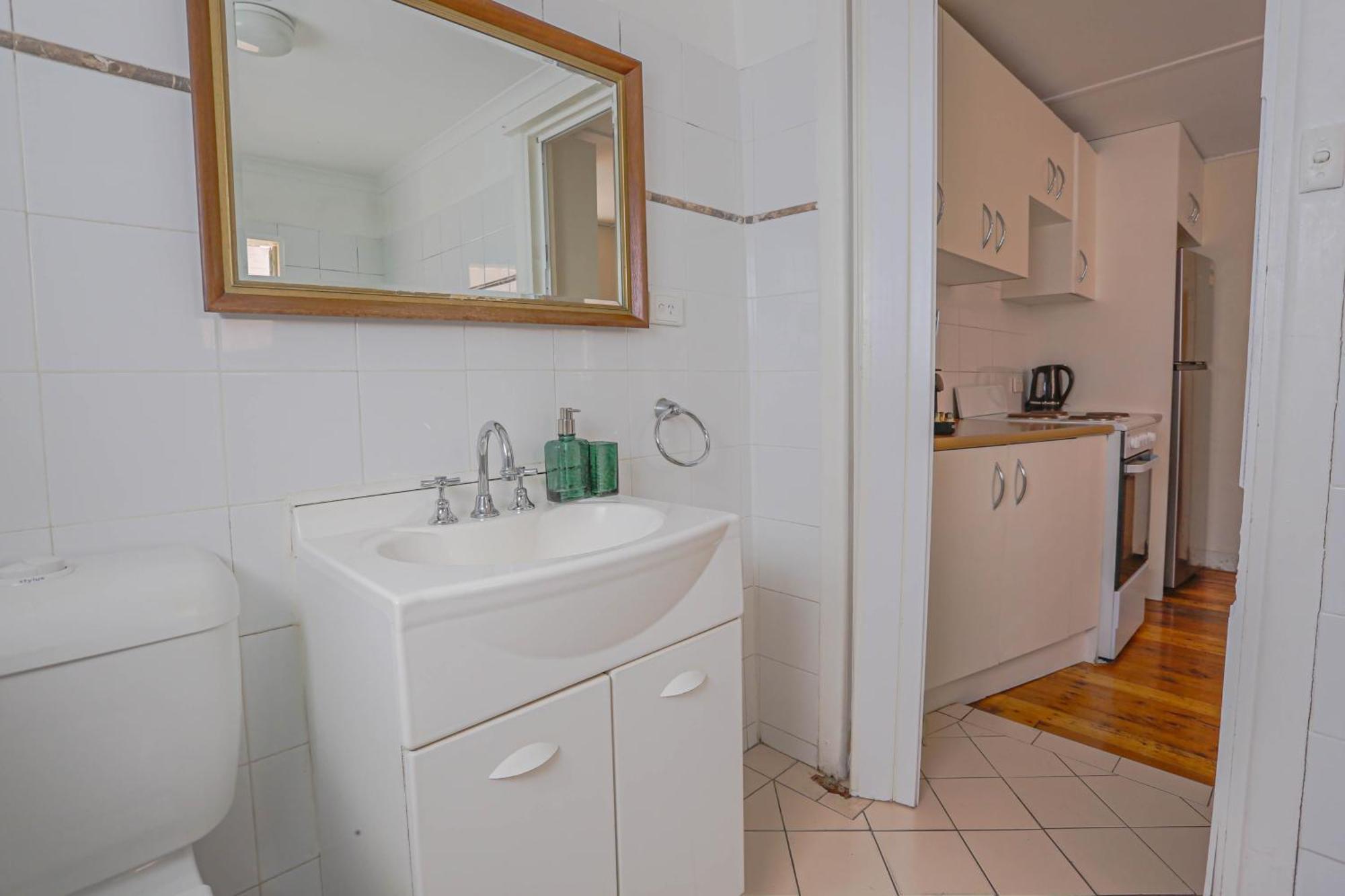 Stylish 3-bedroom Near Darling Harbour *